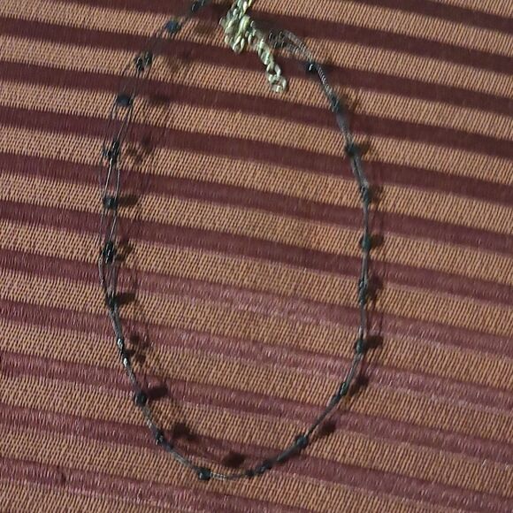 4 Black And Silver Toned Necklaces And 1 Bracelet - Picture 8 of 10